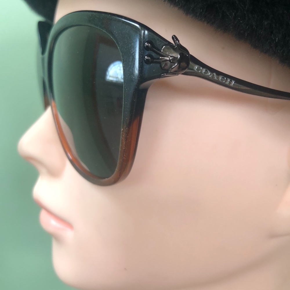 Coach - 57mm Square Sunglasses black amber - Picture 6 of 10